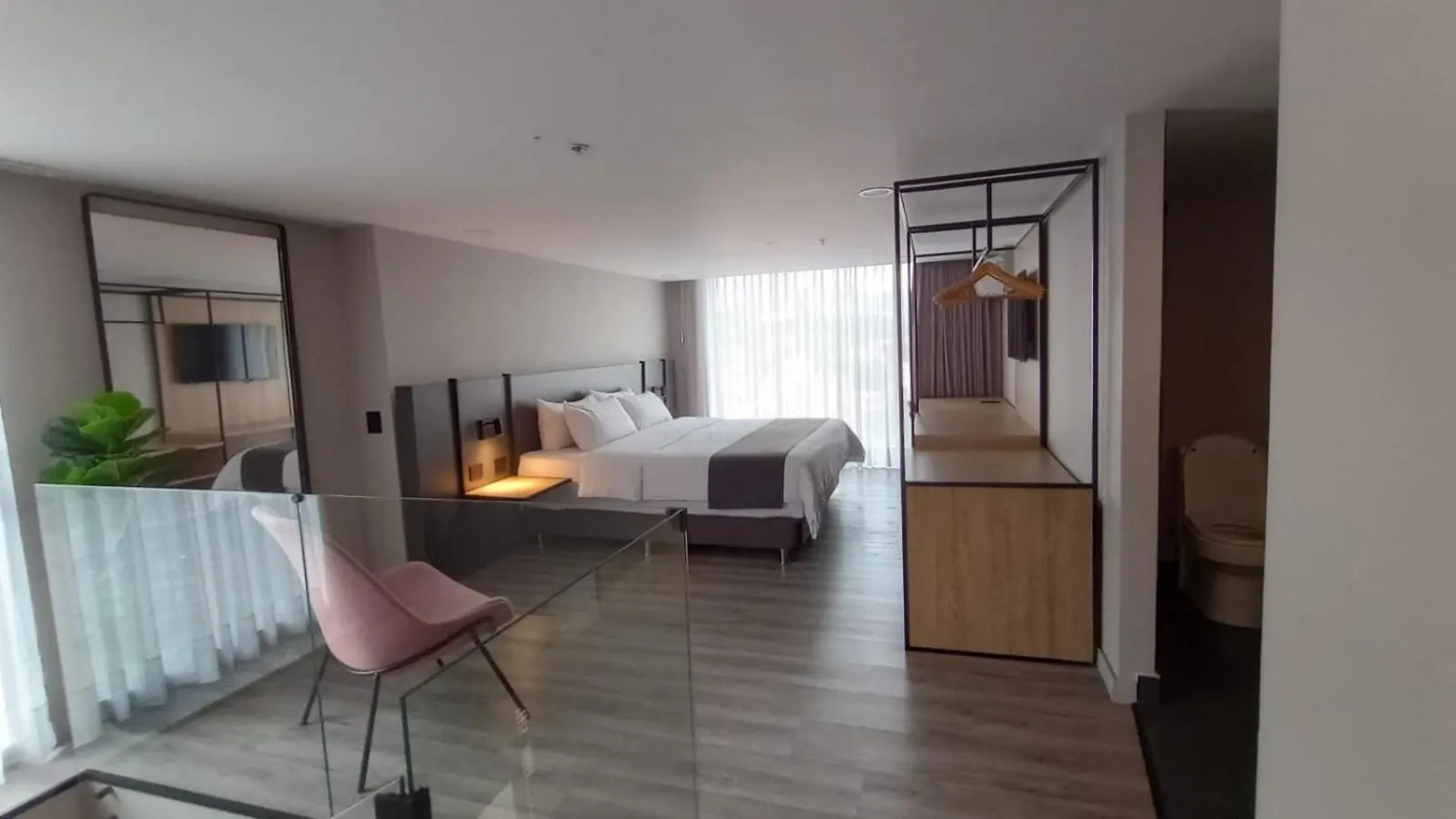 מדיין Lettera Hotel