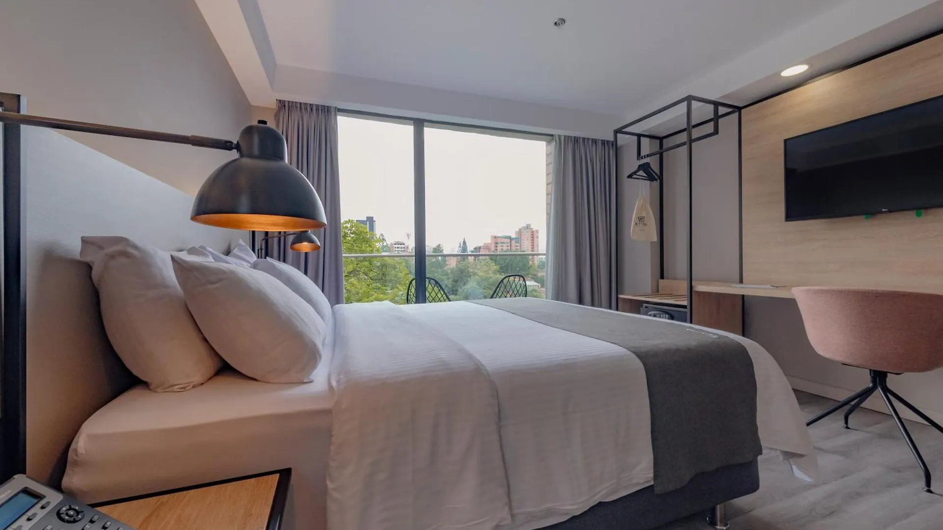 Lettera Hotel Medellín