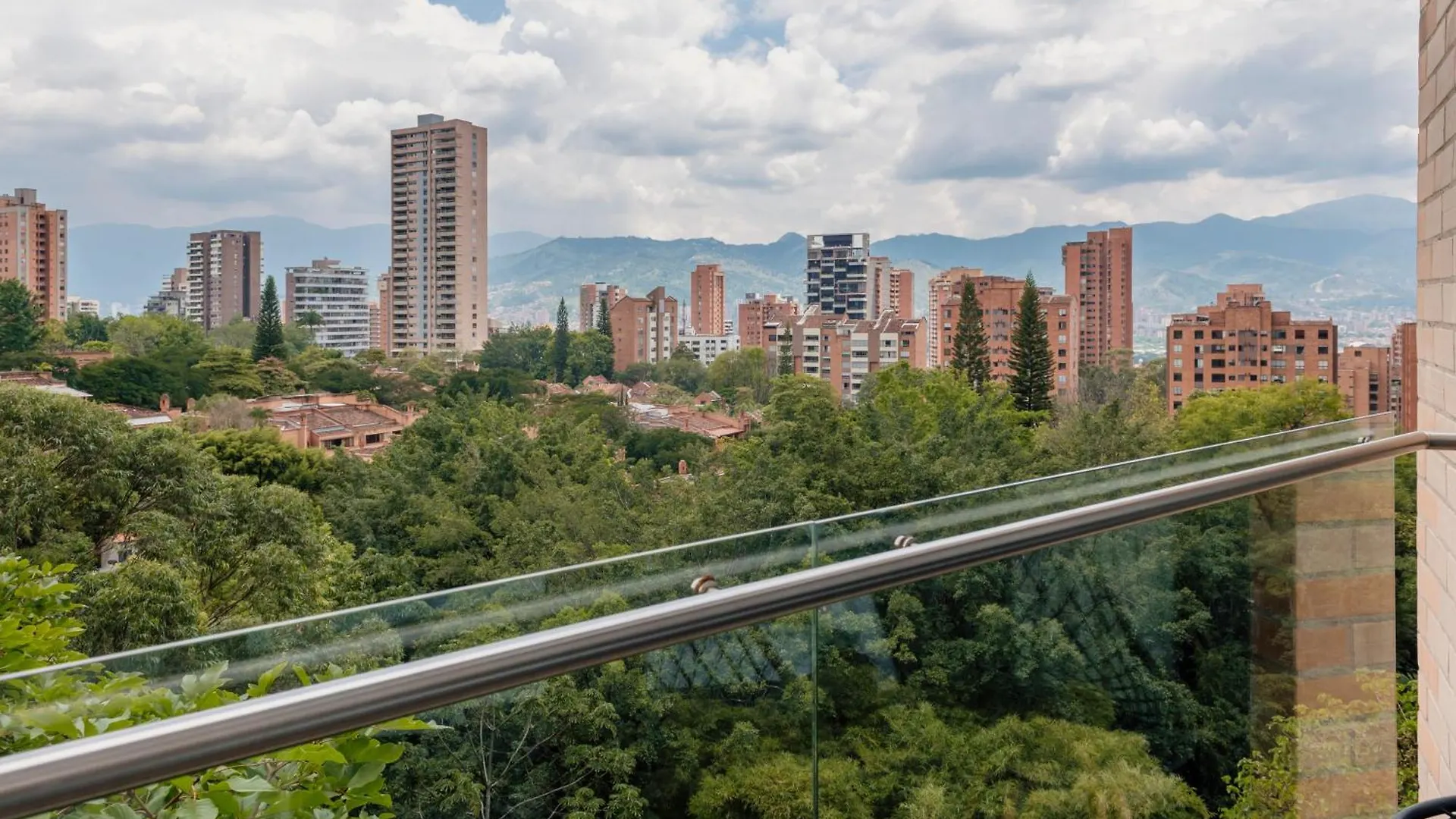 Lettera Hotel Medellín Kolombiya