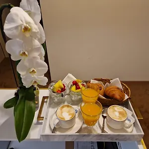  Alojamento de Acomodação e Pequeno-almoço Cuma Itália