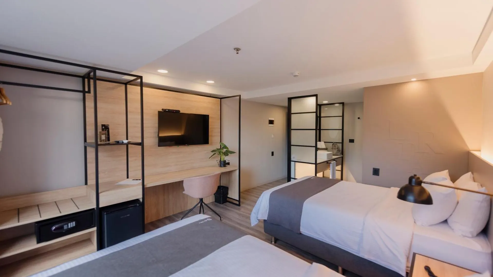Lettera Hotel Medellin