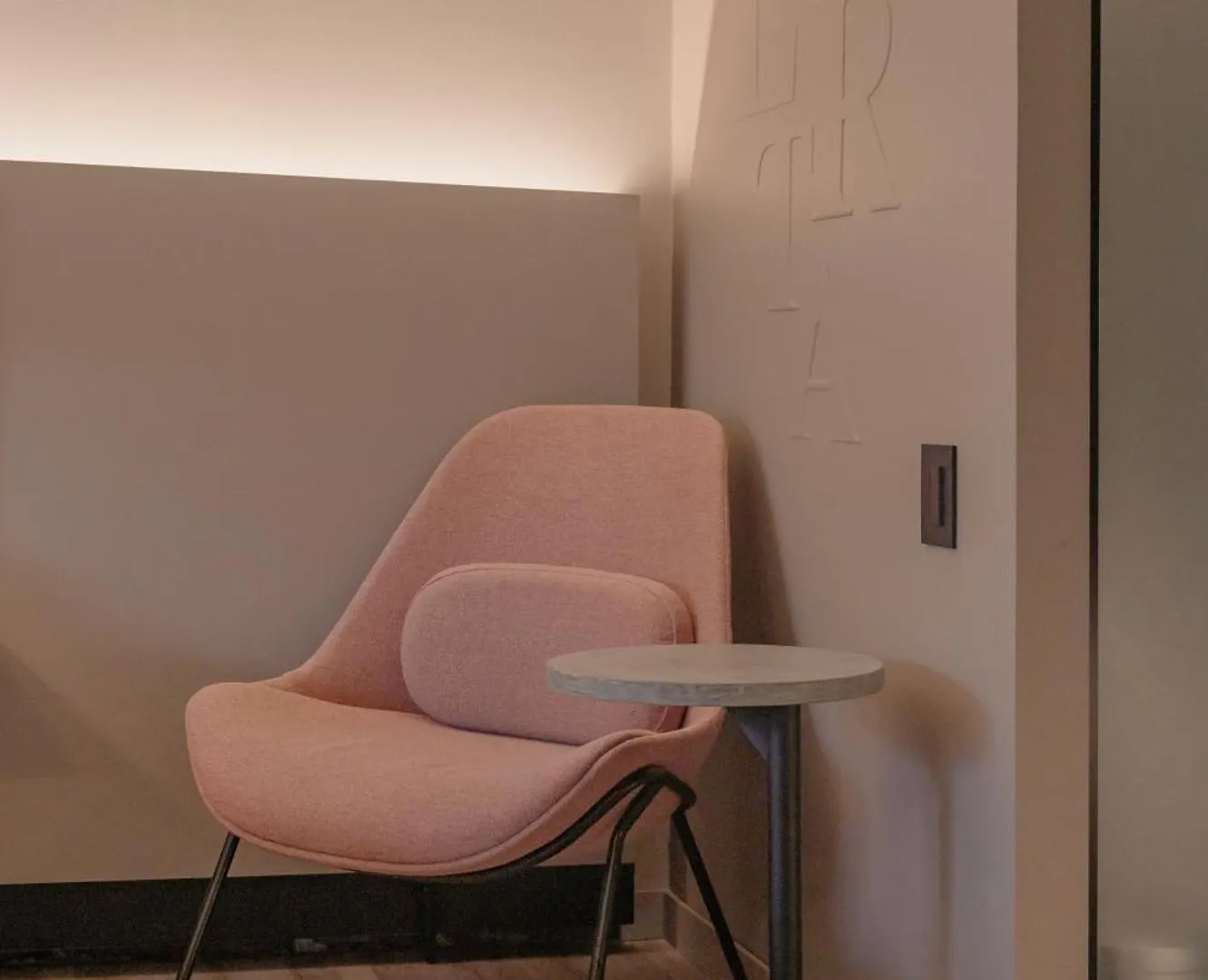 ****  Lettera Hotel Medellin Colombia